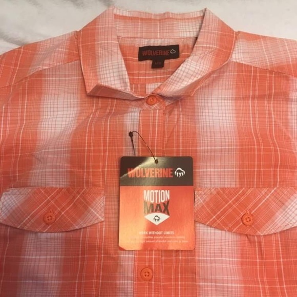NWT Wolverine women’s button up top M - Picture 2 of 2